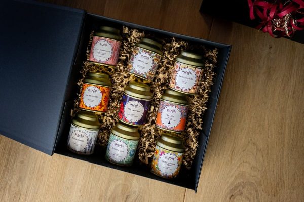 Theepakket - 9 blikjes in luxe cadeauverpakking